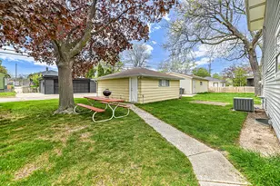 4327 N 99th St, Wauwatosa, WI 53222 - Photo 27