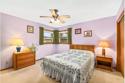 4327 N 99th St, Wauwatosa, WI 53222 - Photo 13