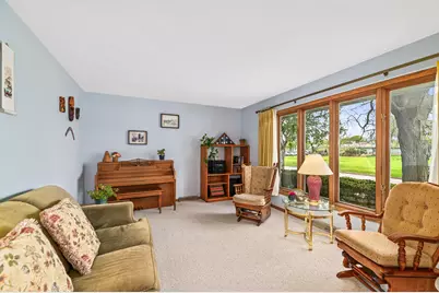 4327 N 99th St, Wauwatosa, WI 53222 - Photo 5
