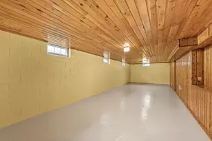 4642 N 101st St, Wauwatosa, WI 53225 - Photo 25