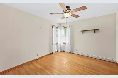 4642 N 101st St, Wauwatosa, WI 53225 - Photo 21