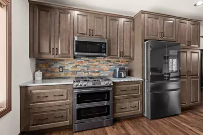 5770 W Natures Ln, Grand Chute, WI 54914 - Photo 15