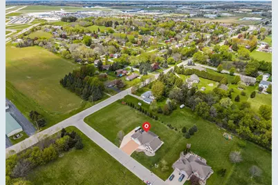 5770 W Natures Ln, Grand Chute, WI 54914 - Photo 71