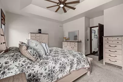 5770 W Natures Ln, Grand Chute, WI 54914 - Photo 27