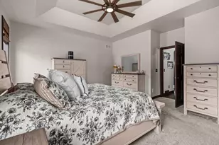 5770 W Natures Ln, Grand Chute, WI 54914 - Photo 27