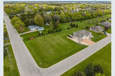 5770 W Natures Ln, Grand Chute, WI 54914 - Photo 69
