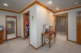 6411 N Bittersweet Ln, Glendale, WI 53217 - Photo 27