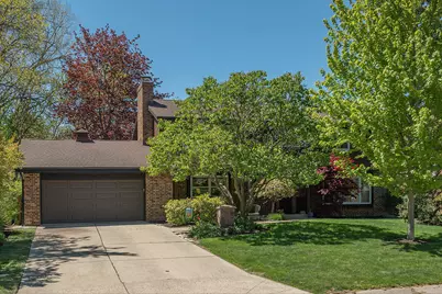 6411 N Bittersweet Ln, Glendale, WI 53217 - Photo 5