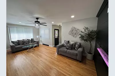 4141 N 69th St, Milwaukee, WI 53216 - Photo 5