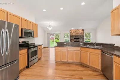 1280  Wrenfield Way, Oconomowoc, WI 53066 - Photo 5