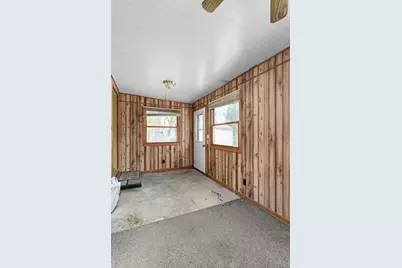 105  Clark St, Watertown, WI 53094 - Photo 23