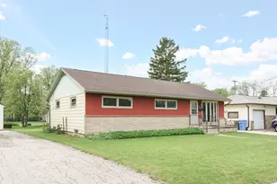 105 Clark St, Watertown, WI 53094 - Photo 7