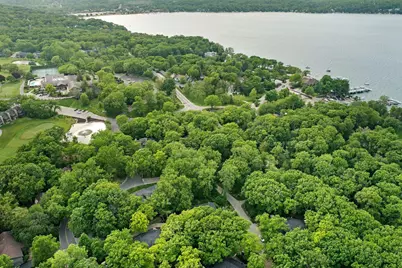 511  Tam O'Shanter Dr #E, Fontana, WI 53125 - Photo 31