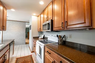 13935 W Thomas Dr, New Berlin, WI 53151 - Photo 11