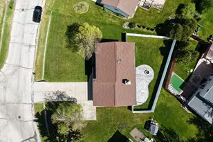 13935 W Thomas Dr, New Berlin, WI 53151 - Photo 39