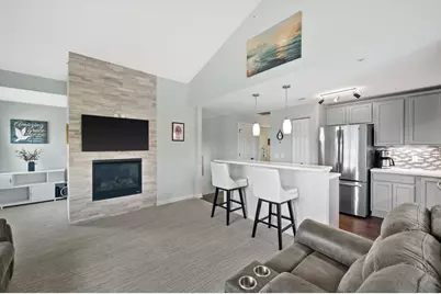 N17W26495  Meadowgrass Cir #B, Pewaukee, WI 53072 - Photo 7