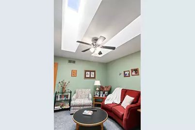 2138 S 22nd St, Manitowoc, WI 54220 - Photo 9