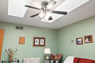 2138 S 22nd St, Manitowoc, WI 54220 - Photo 9