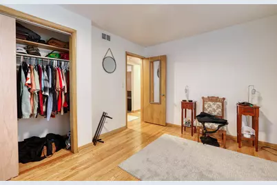 8508 W Keefe Ave, Milwaukee, WI 53222 - Photo 9