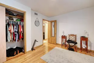 8508 W Keefe Ave, Milwaukee, WI 53222 - Photo 9