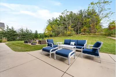 W273N2420  Arlington Ct, Pewaukee, WI 53072 - Photo 53