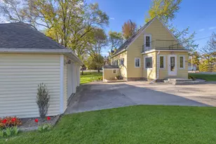 12228 Marken Rd, Meeme, WI 53042 - Photo 27