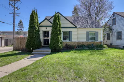 4752 N 89th St, Milwaukee, WI 53225 - Photo 1