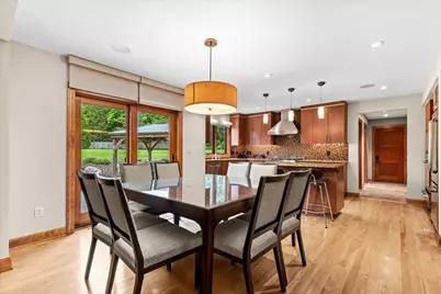 800  Sweetbriar Ct, Waukesha, WI 53186 - Photo 15
