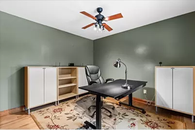 800  Sweetbriar Ct, Waukesha, WI 53186 - Photo 41