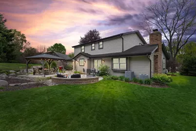 800  Sweetbriar Ct, Waukesha, WI 53186 - Photo 49