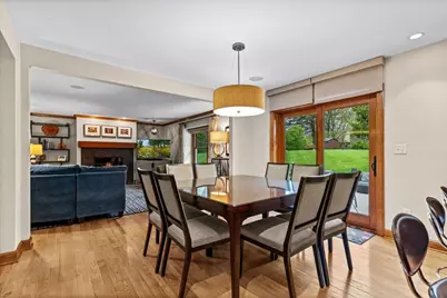 800  Sweetbriar Ct, Waukesha, WI 53186 - Photo 17