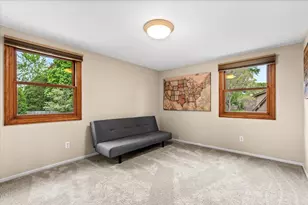 800 Sweetbriar Ct, Waukesha, WI 53186 - Photo 37
