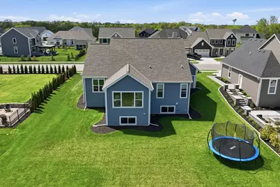 1242  Green Tree Dr, Oconomowoc, WI 53066 - Photo 3