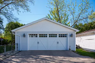 233  Kendall St, Burlington, WI 53105 - Photo 25