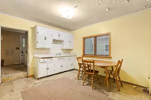 515 S 94th Pl, Milwaukee, WI 53214 - Photo 5
