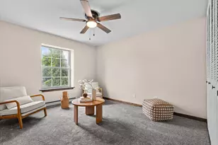 125 N University Dr, West Bend, WI 53095 - Photo 11