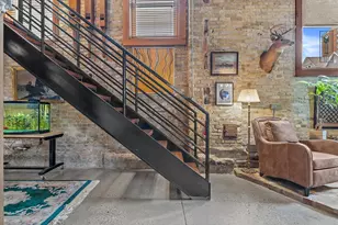 314 E Lincoln Ave, Milwaukee, WI 53207 - Photo 21