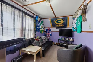 944 Detroit St, Sheboygan Falls, WI 53085 - Photo 27