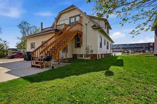 944 Detroit St, Sheboygan Falls, WI 53085 - Photo 17