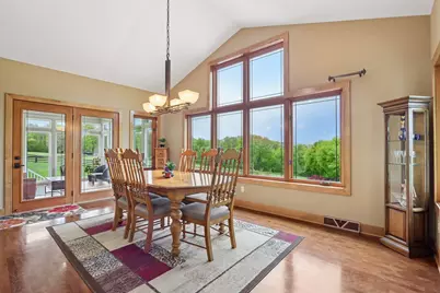 W287N990  Bedouin Ct, Delafield, WI 53188 - Photo 19