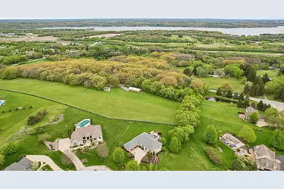 W287N990  Bedouin Ct, Delafield, WI 53188 - Photo 63
