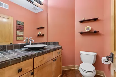 W287N990  Bedouin Ct, Delafield, WI 53188 - Photo 41