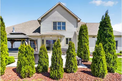 2726  Avalon Ct, Racine, WI 53406 - Photo 45