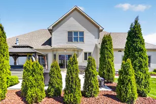 2726 Avalon Ct, Racine, WI 53406 - Photo 45