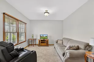 1631 Rolling Green Dr, Racine, WI 53406 - Photo 15