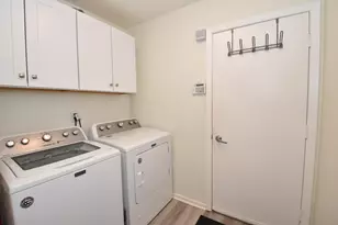 41 E Campus Ct, Racine, WI 53402 - Photo 15