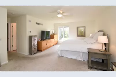 41 E Campus Ct, Racine, WI 53402 - Photo 11