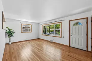 2922 S 102nd St, West Allis, WI 53227 - Photo 3
