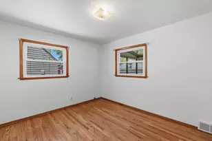 2922 S 102nd St, West Allis, WI 53227 - Photo 17