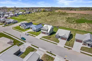 247 Binsfeld St, Belgium, WI 53004 - Photo 51
